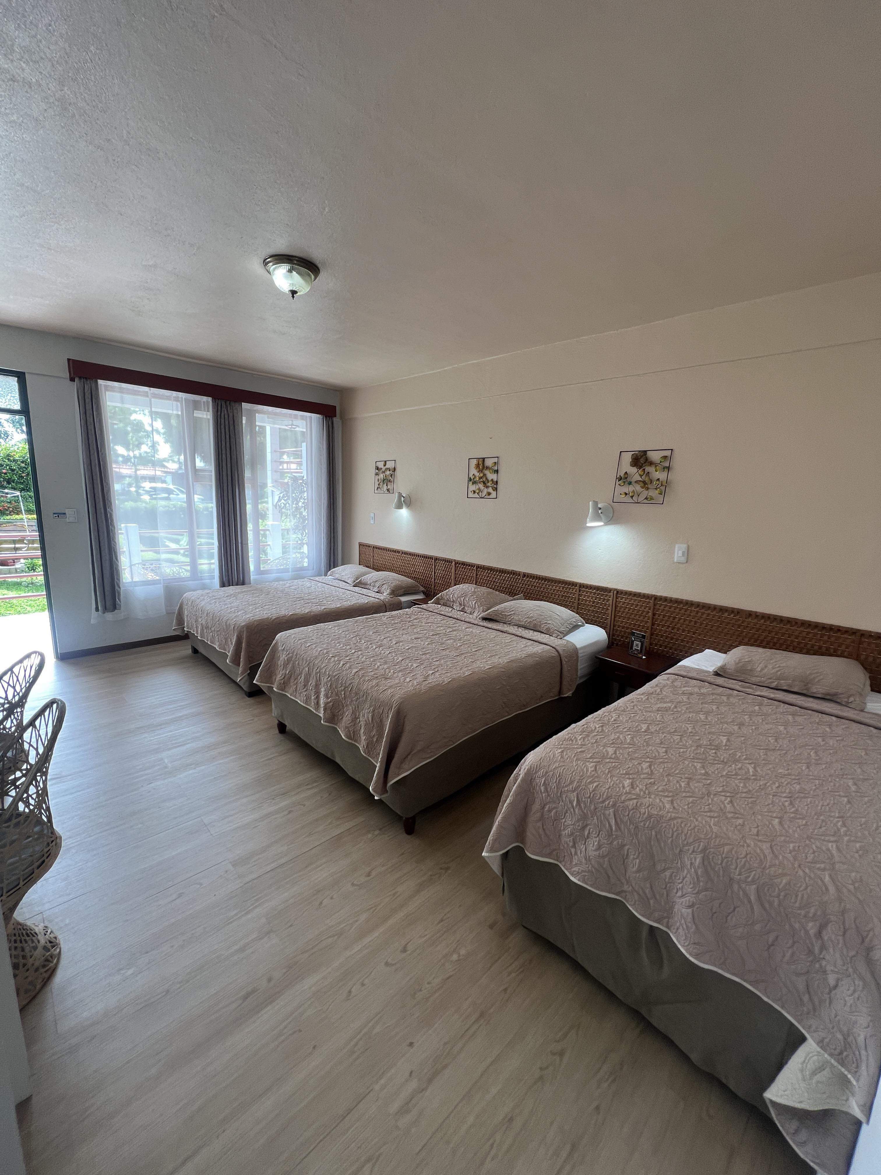 Hotel Divisamar Manuel Antonio Esterno foto